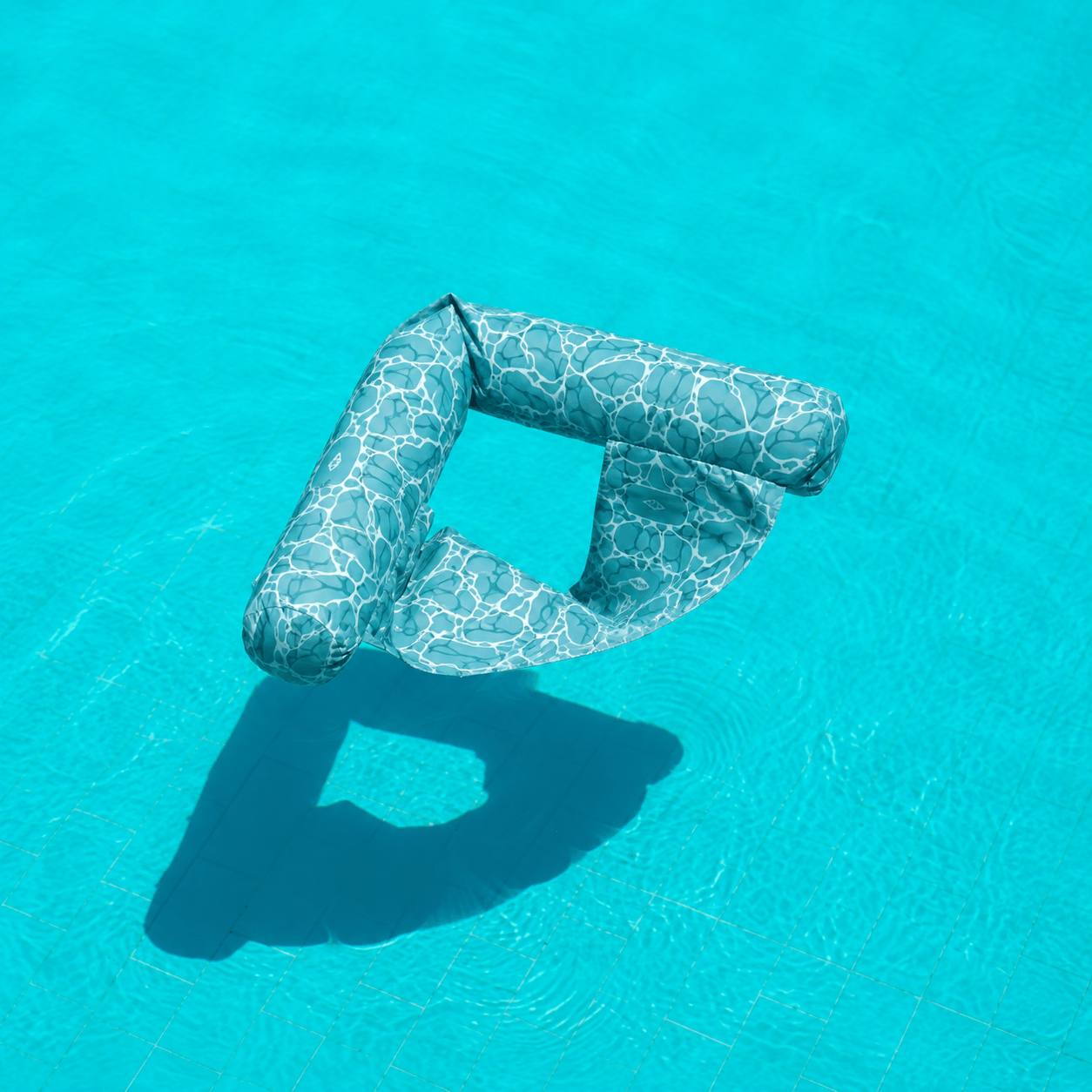 V Float