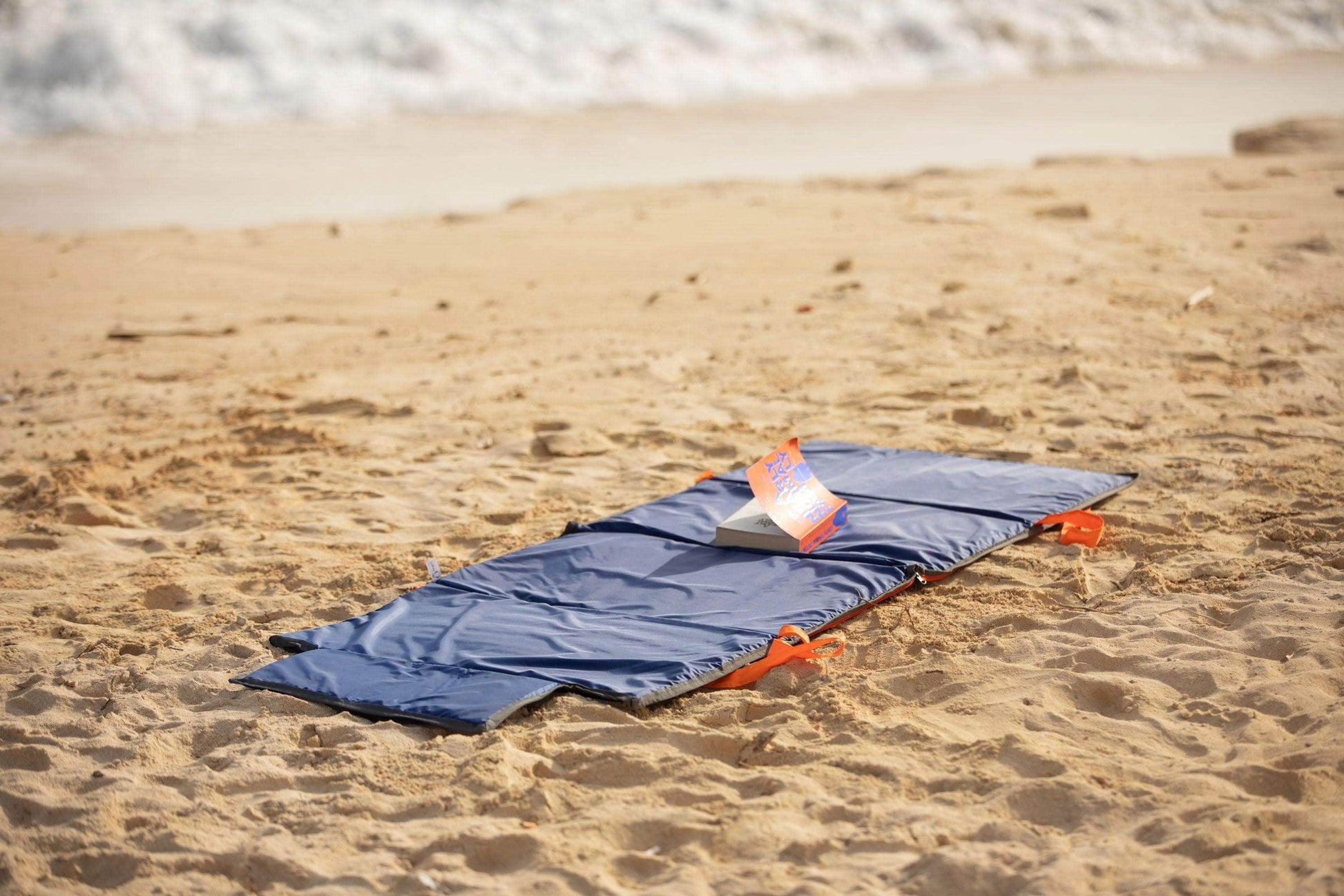 Penguin Camping Tools Premium Beach Bag / Double Folded Mat
