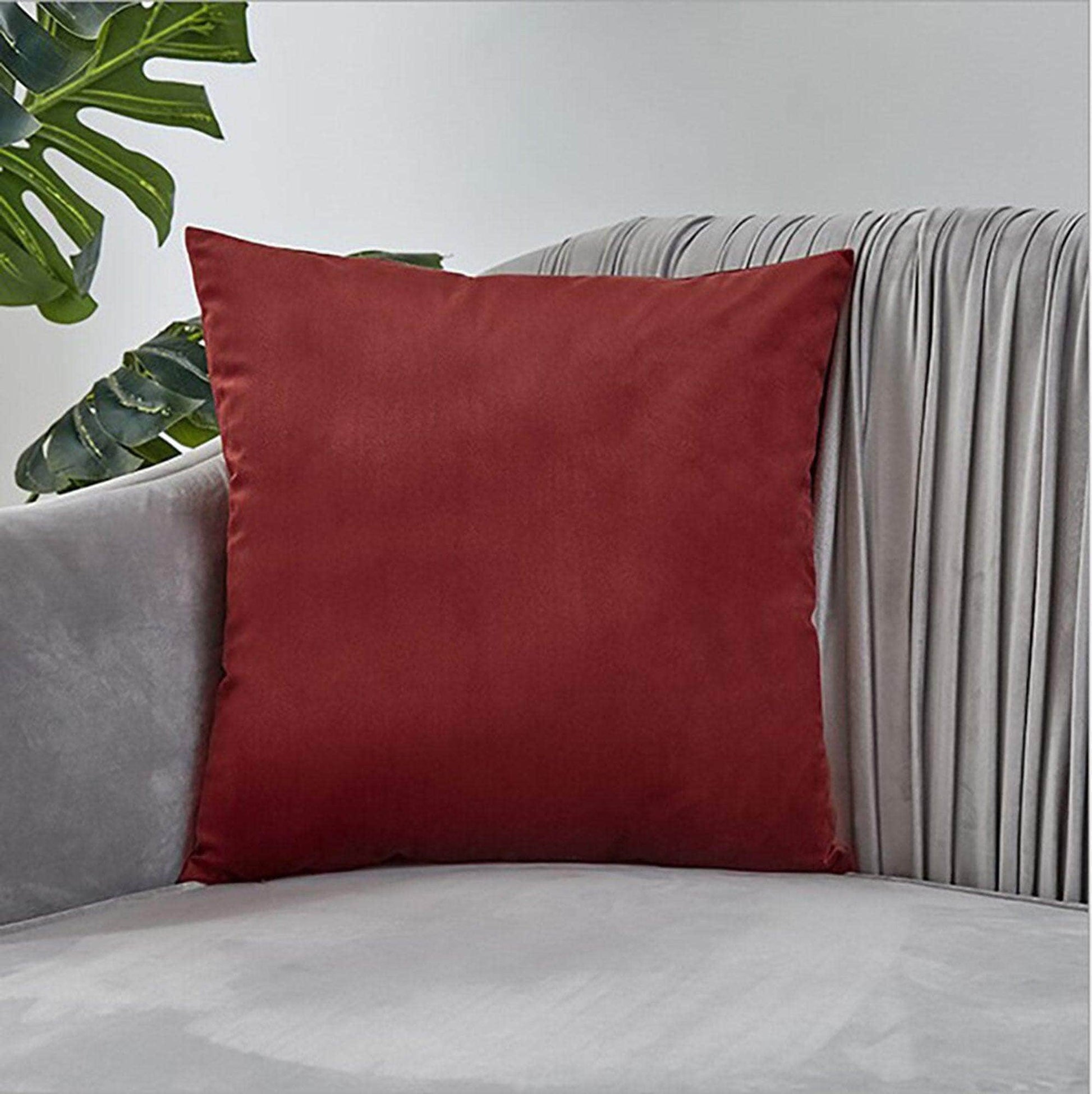 Solid Velvet Throw Pillows – Penguin Group