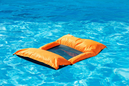 Penguin Group Floating Mat
