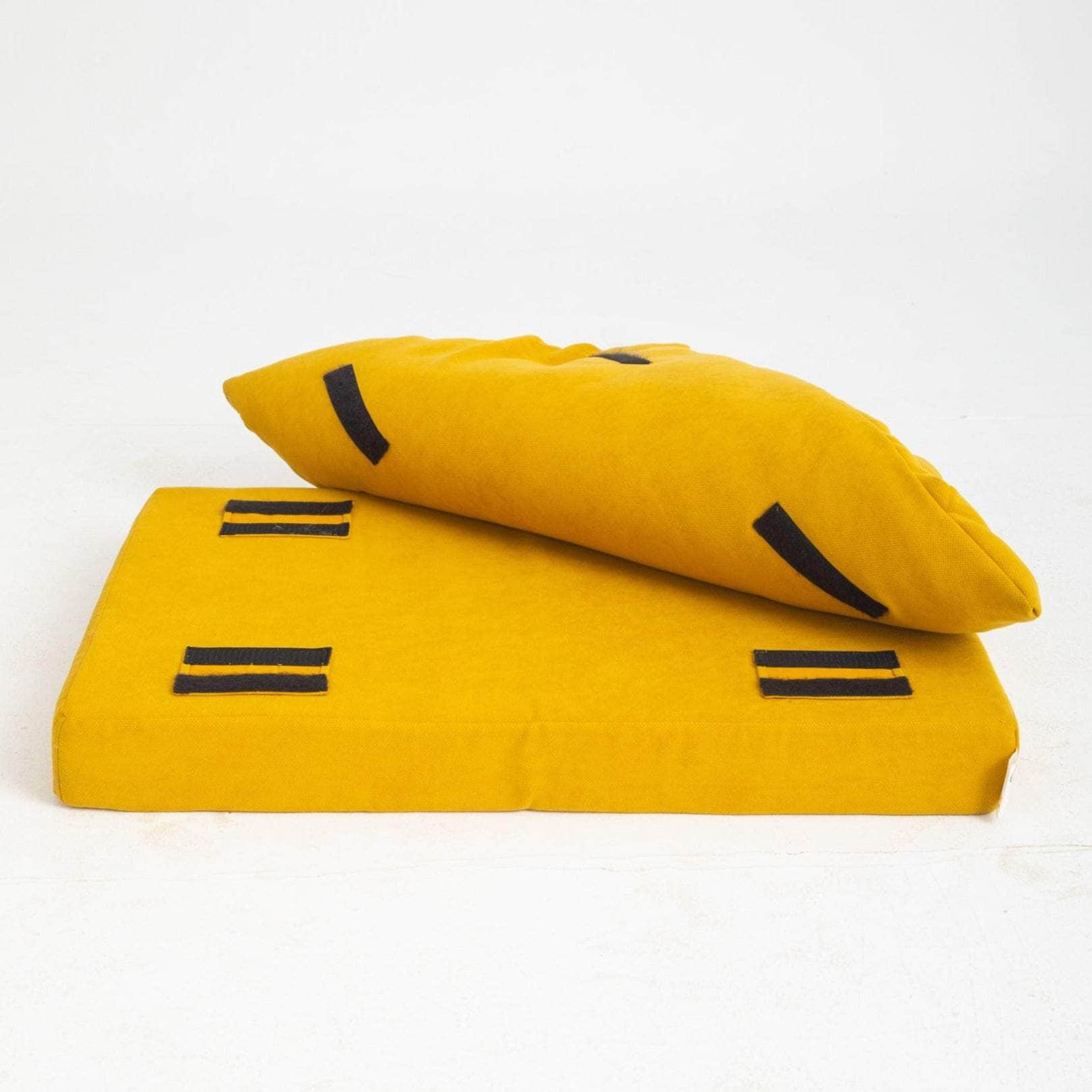 Penguin Group Grandulla Pet Bed